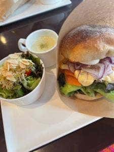 Girouette Cafe