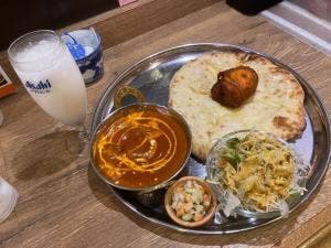 スマイル スリヤ