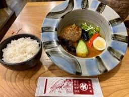 奥芝商店 女満飛行店