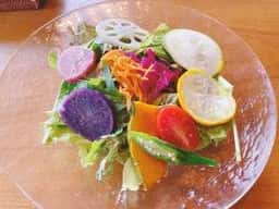 トラットリア プルチーノ