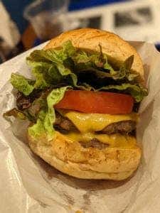 JUICY BURGER
