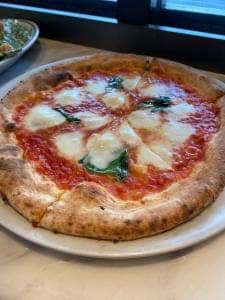 800° DEGREES NEAPOLITAN PIZZERIA