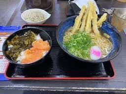 資さんうどん 野芥店