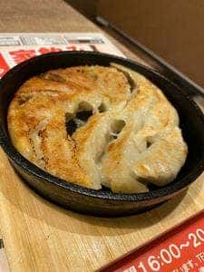 鉄なべ餃子と串揚げ 大衆酒場 みのる