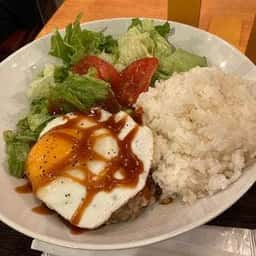 ラピーヌ ダイナー & カフェ
