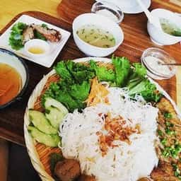 TRE VIET