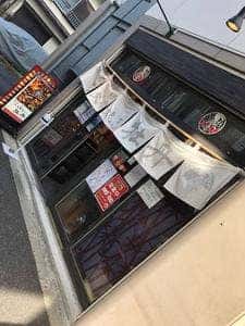 朝挽き鶏 炭火串焼き 牡丹