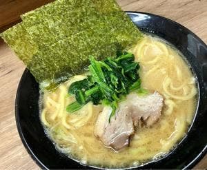 家系ラーメン 鶯家