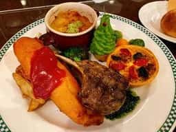 フィネガンズ・バー&グリル