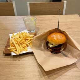 淡路島バーガー 大宮東大成町店