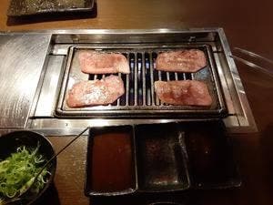 焼肉ダイニング霜月 サンロード店