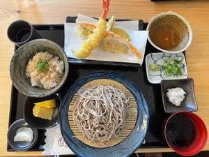 蕎麦カフェ ひなのや