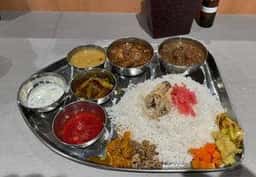 スパイスアンドカレー黄金の風