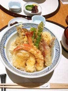 てんぷら 山の上 三越日本橋店内