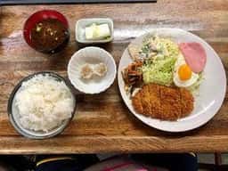マド