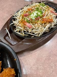 ガスト 鈴鹿白子店