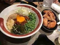 縄のれん 飯と酒屋