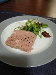 ビストロジャルダンセゾニエ