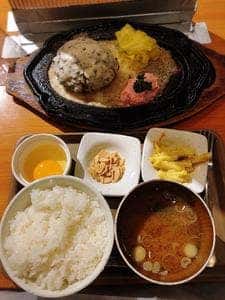 ハンバーグは飲み物。