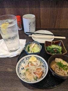 ちる酒場