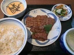 牛たんとろろ麦めし ねぎし 原宿店