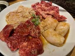 炭火ホルモン焼き酒場 恵の家