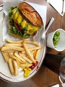 SASA BURGER 中目黒店