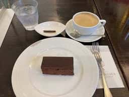 テオブロマ 渋谷本店