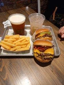 シェイクシャック 東京ドーム店