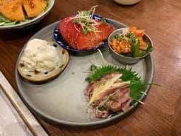 肉焼 火鍋 酒場 けいじ