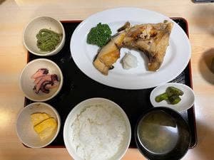 鉄板焼き•一品料理 なか伸