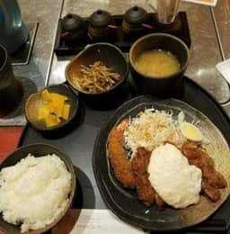 鉄板焼鳥 ニワ
