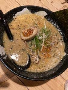 ラーメン専門店 一騎