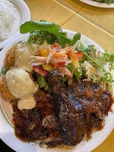 ダイニングバーAZUR