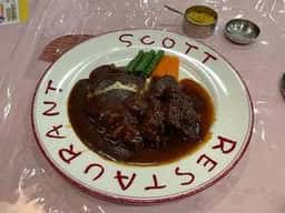 スコット本店・新館