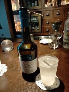 LOW-NON-BAR 神田万世橋店