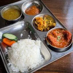 ムスタング タカリ