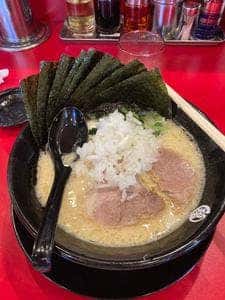 横浜家系ラーメン 新松木 大和家