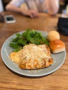 Cafe Dining & Bar 104.5