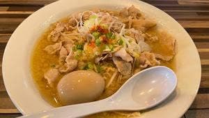 らぁ麺三軒屋茂原店