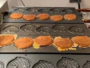 錦一葉&まめものとたい焼き 錦市場店
