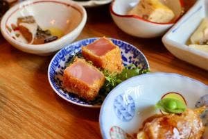 食堂はじめ。