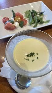 TOTHEHERBS アトレ目黒店