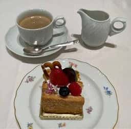 阪急うめだ本店 マイセン カフェ