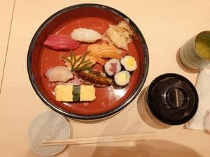 鮨はや田