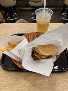 モスバーガー 新宿西口店