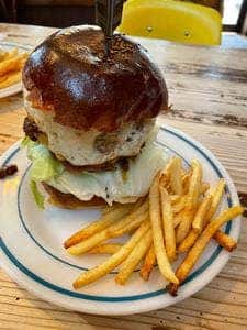 リーフ バーガー