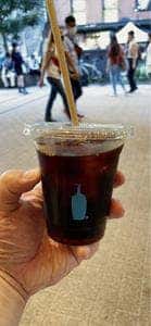 BLUE BOTTLE COFFEE 新宿カフェ