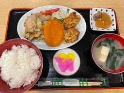 旬菜酒場 稲成屋