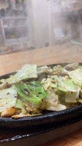 博多鉄板焼肉 まんぷく亭